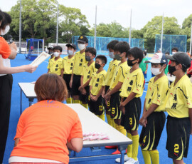 第45回 全国スポーツ少年団交流大会 男子フレンドリー優勝・春照 (すいじょう) ホッケースポーツ少年団 (滋賀県) 2022/8/14 Photo by 佐藤茂樹 Sposho-Men_CF-Win-Suijo_20220814_pic78