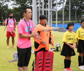 第45回 全国スポーツ少年団交流大会 相手をたたえるセレモニー (朝日) の様子 (2022/8/14) Photo by 佐藤茂樹 Sposho-Women_AS-Asahi_20220814_pic73