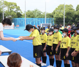 第45回 全国スポーツ少年団交流大会 女子フレンドリー優勝・朝日ホッケースポーツ少年団 (福井県) 2022/8/14 Photo by 佐藤茂樹 Sposho-Women_CF-Win-Asahi_20220814_pic68