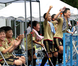 第46回 全国スポーツ少年団交流大会 最終日 男子決勝トーナメント 決勝戦 (横田 vs 春照) の様子 (2023/8/13) Photo by 鈴崎哲夫 U12hockey_Natchamp-Men_19F-Y-S_20230813_pic20